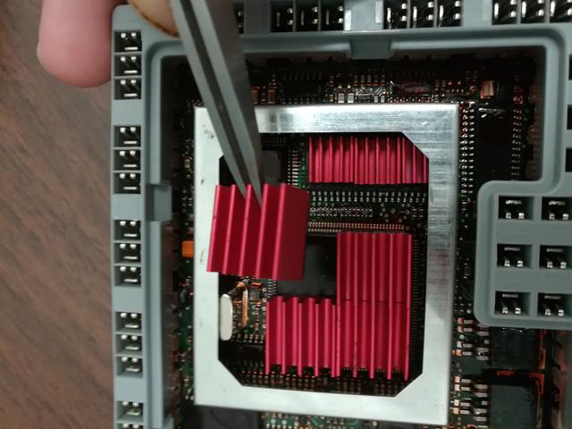 installingHeatsinks (Copy).jpg