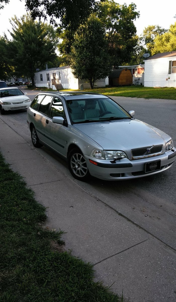 My 2001 v40