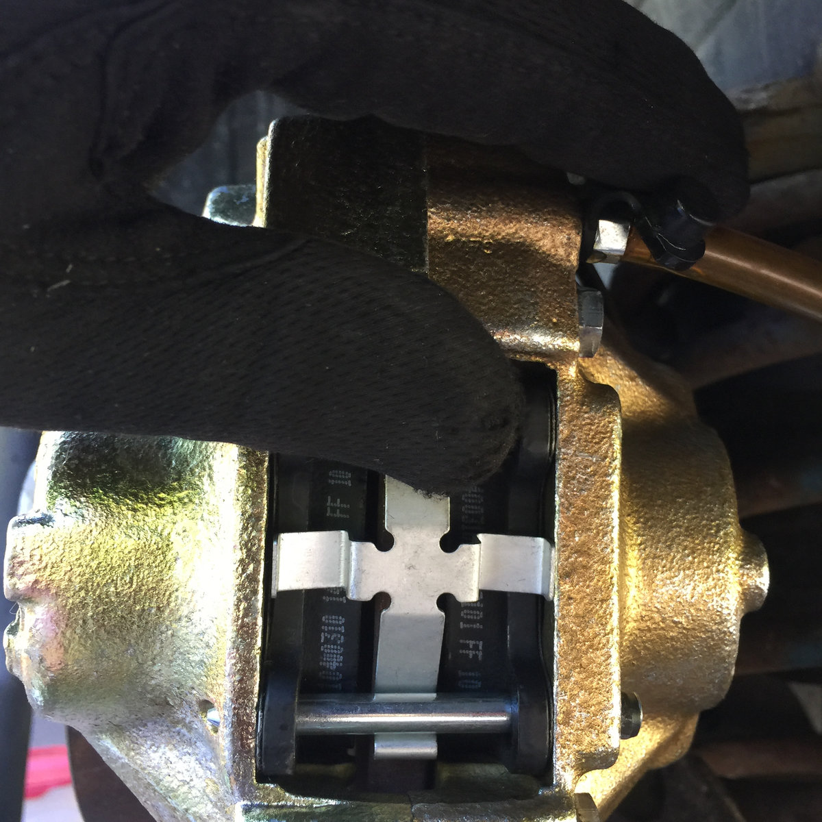 Volvo P80 Rer Left Caliper RR SEP2018 - 8.jpg