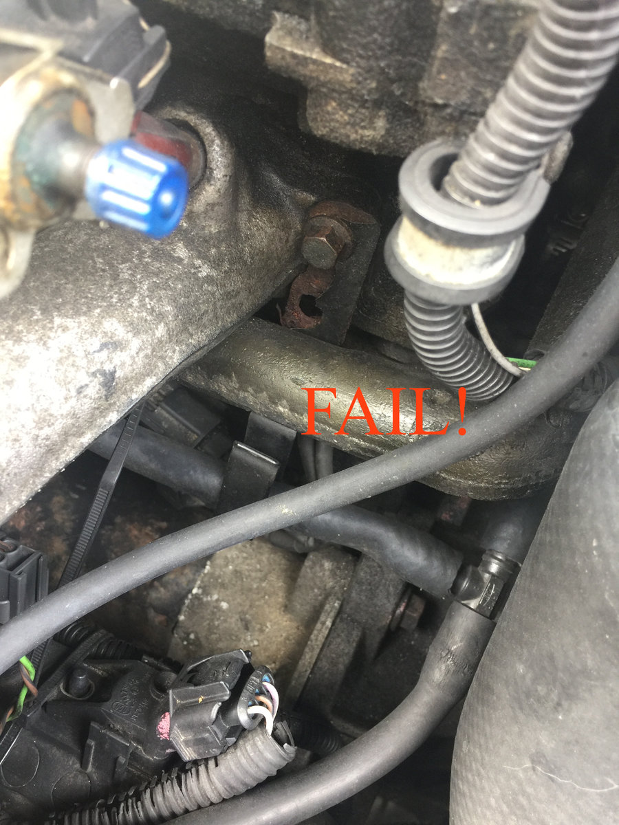 MVS 1999 V70 T5 PCV Detail  - 1.jpg