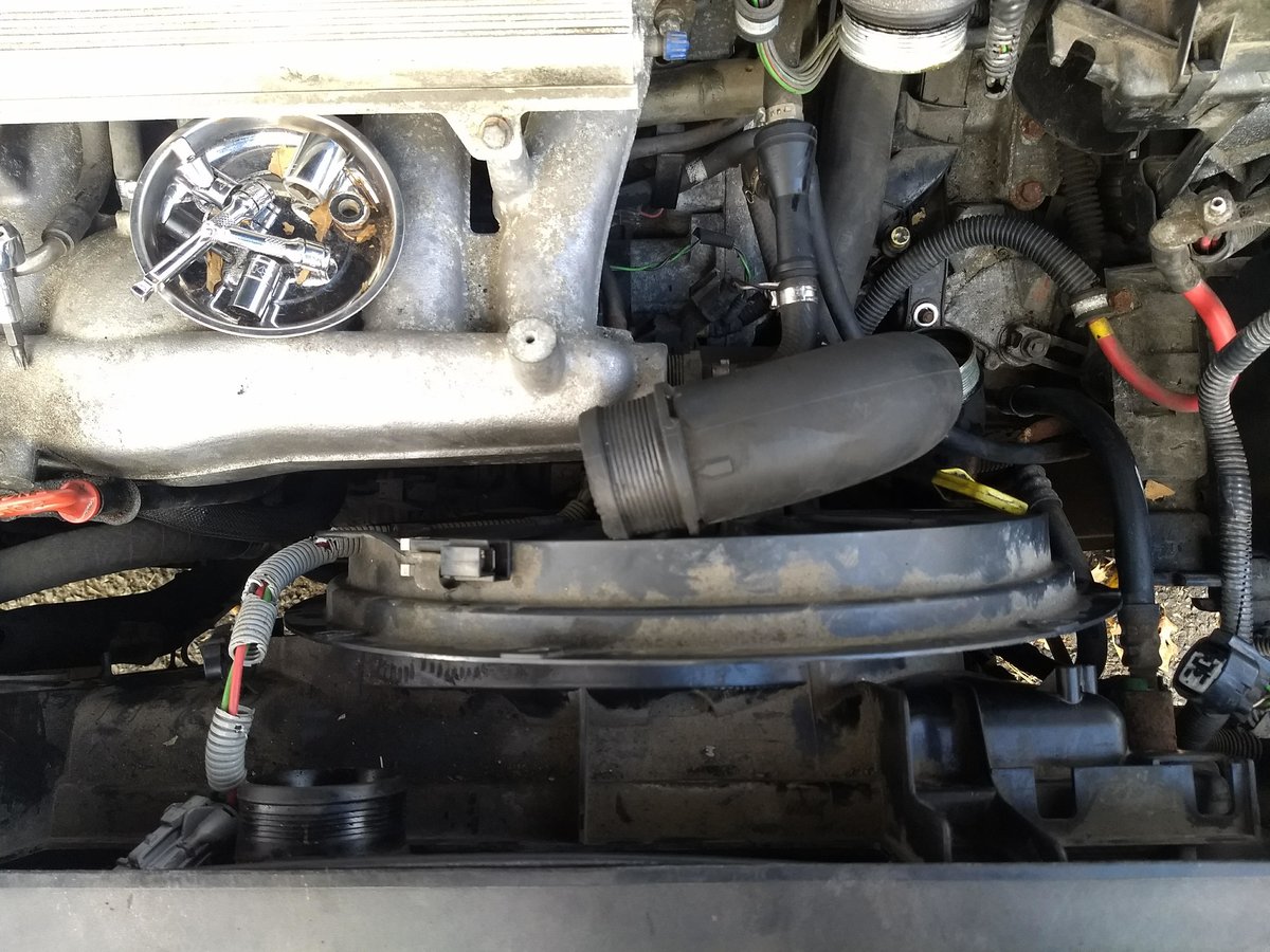 1999 V70 XC AWD turbo inlet and radiator fan