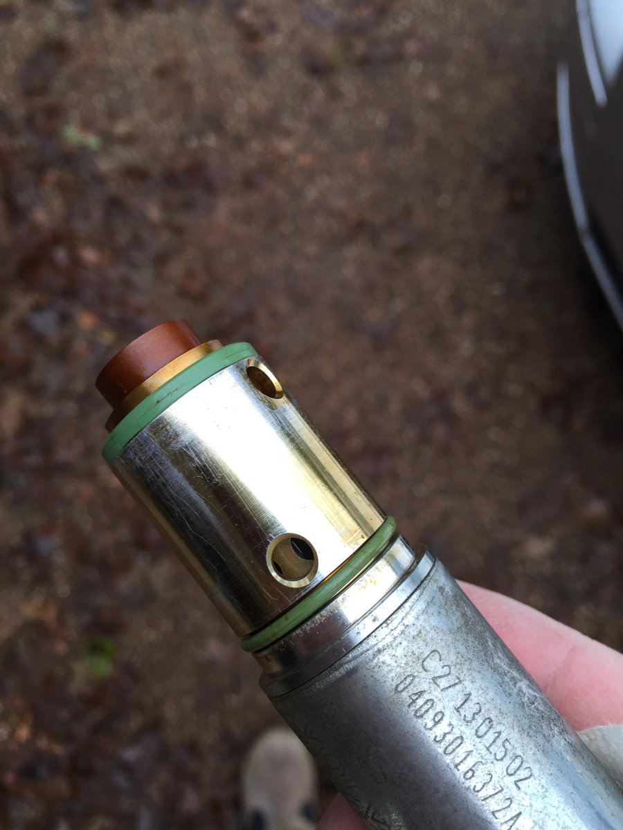 unaligned holes 1.jpg