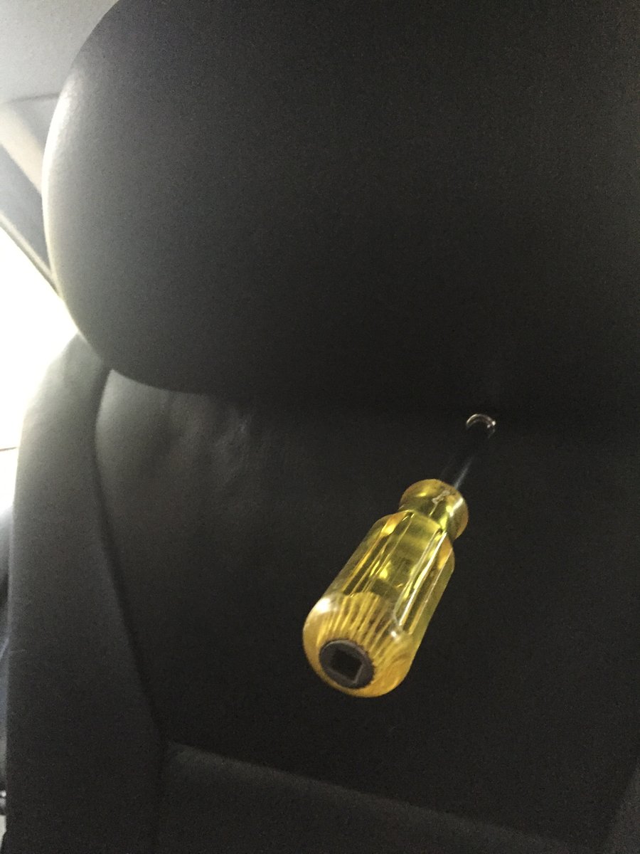 Inserting assembly under headrest