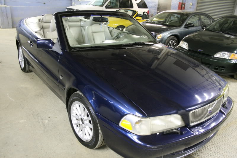 2000VolvoC70Convertible011.jpg