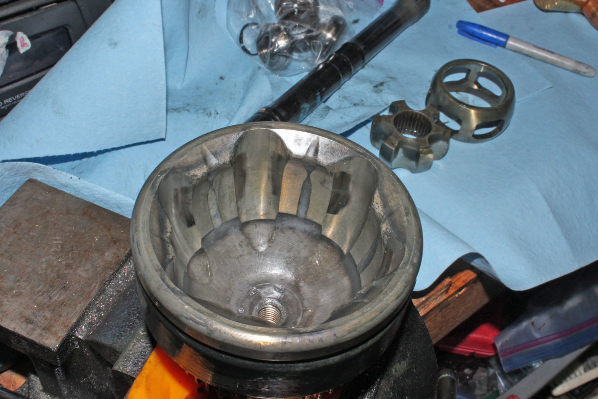 outer joint cleaned and ready for grease and assembly.jpg