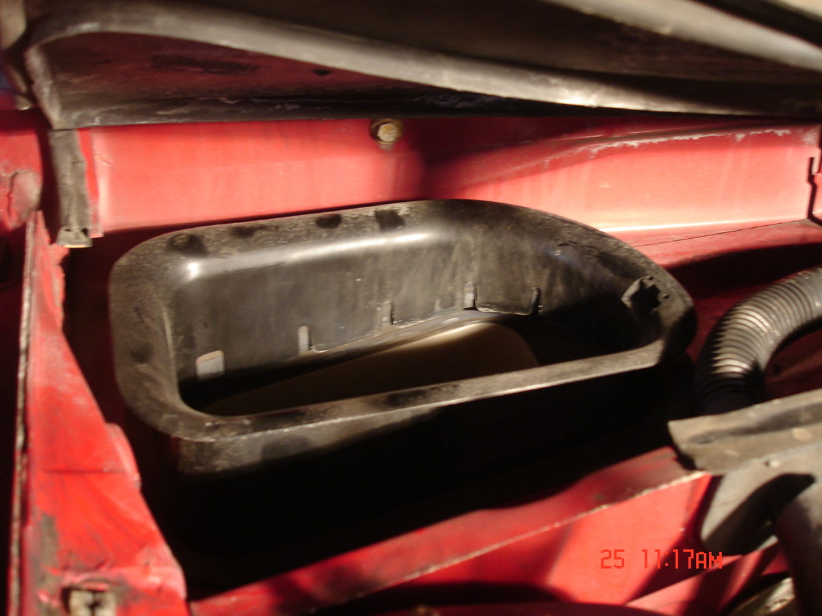 Remove the air flow piece that's there.