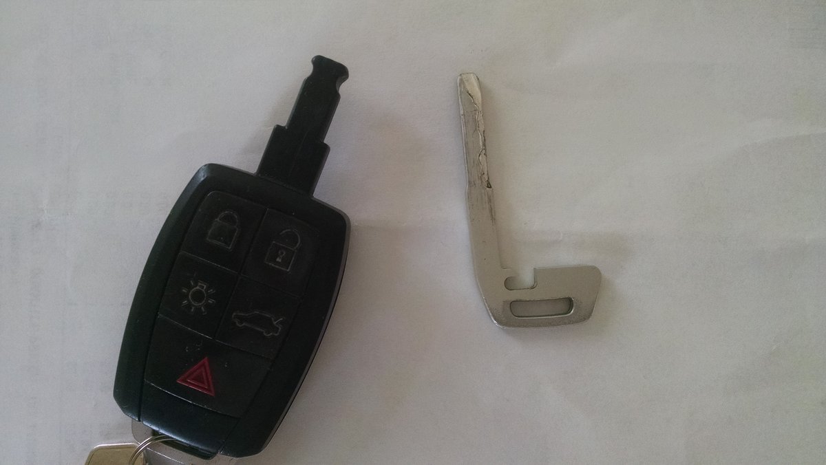 the smart key and the key blade