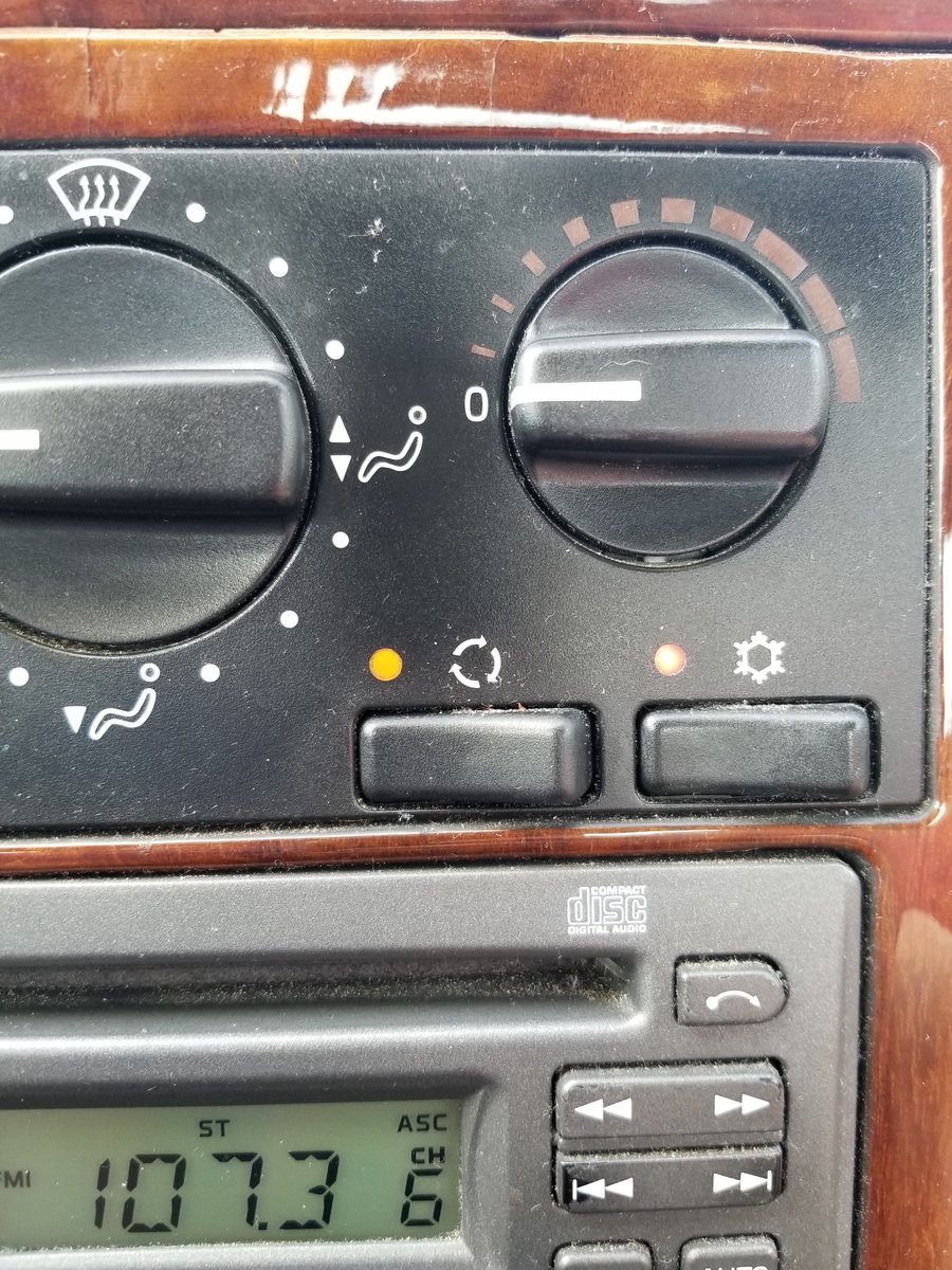 AC with both lights on