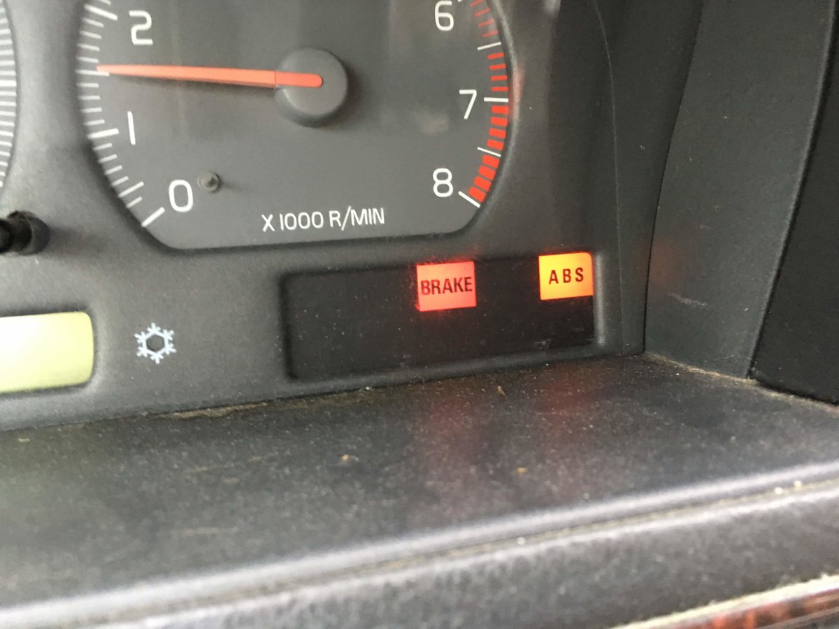 2000 Volvo V70 ABS and brake light