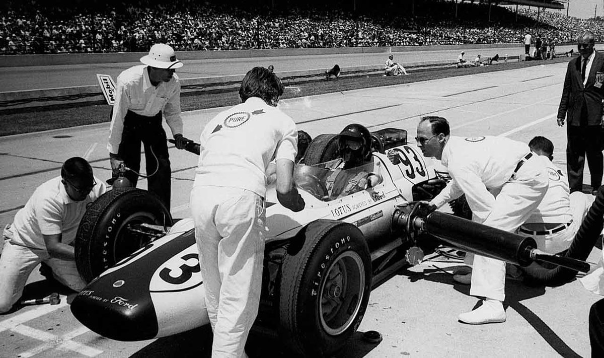 Dan-Gurney-Indy.jpg