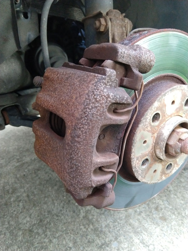 s70_frozen_front_caliper.jpg