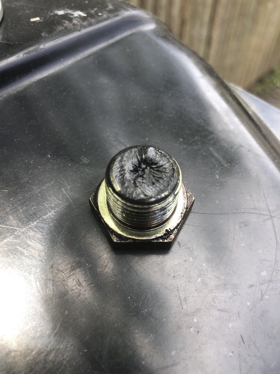 Drain Plug.jpg