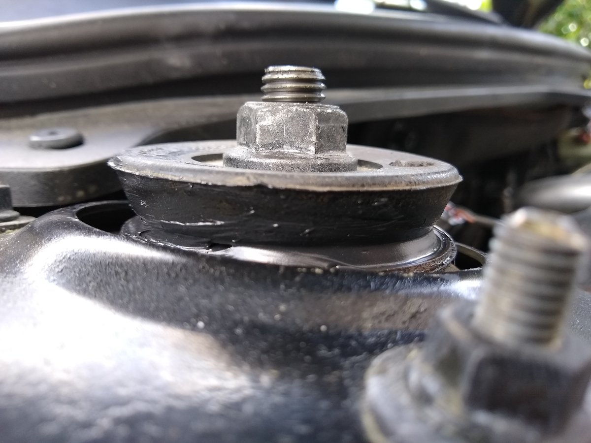 Strut Mount & Bearing  1.jpg