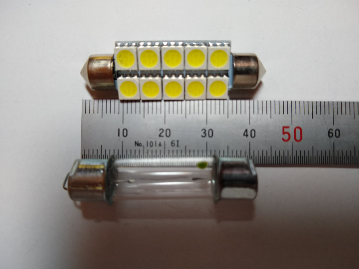 Original 212-2 vs 44mm. Went to several websites besides other sellers looking for a measurement of just the glass of the bulb of the 212-2. Found very little information so decided on a 39mm overall length. The picture is slightly skewed and shows 40mm to 41mm on the original 212-2.
