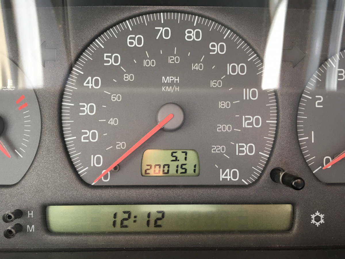 1998 V70 T5 odometer