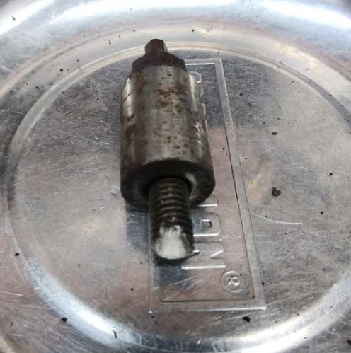 broken exhaust manifold stud