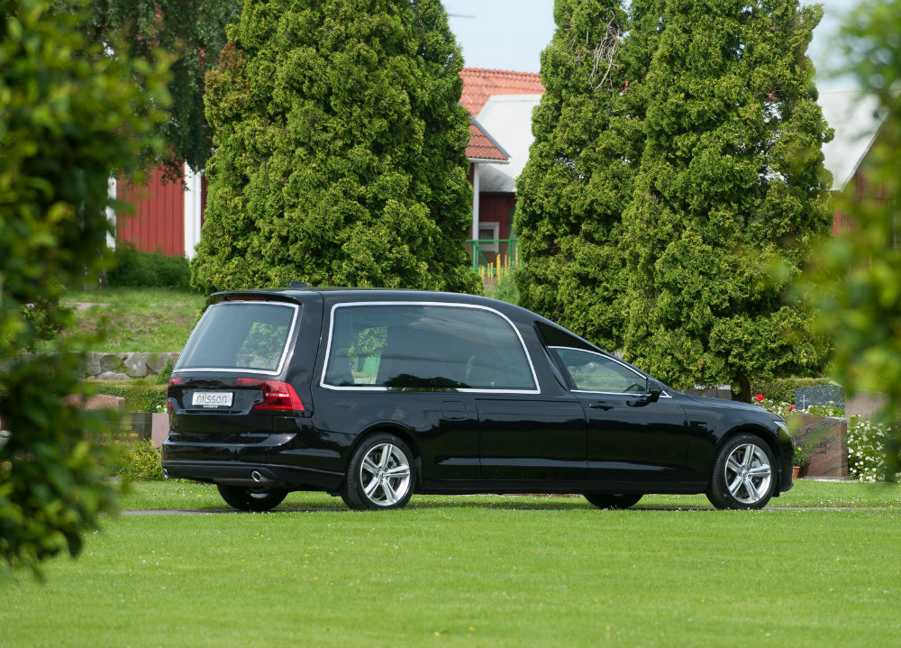 V90-Begravningsbil-2-galleri.jpg