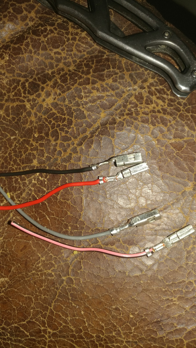The 4 wires that I took out of bright green harness