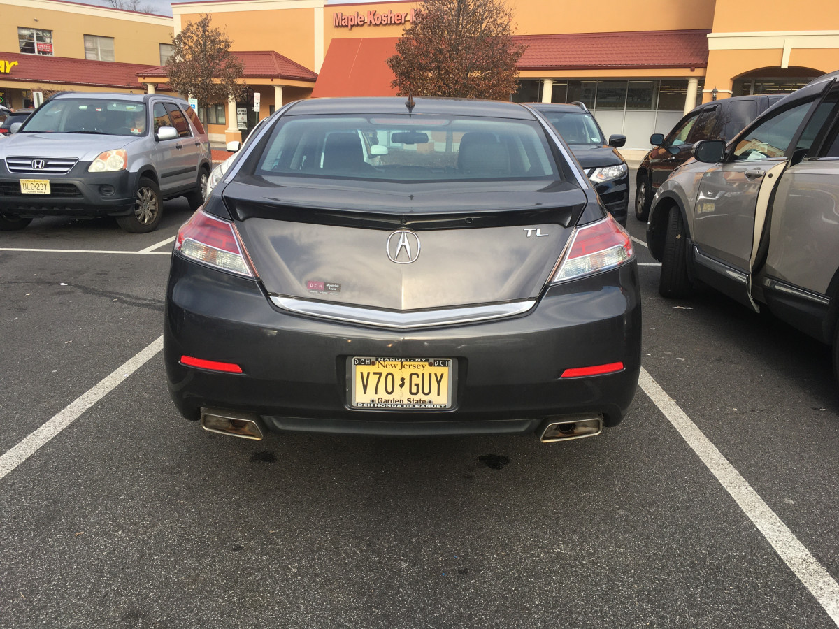 V70 GUY license plate