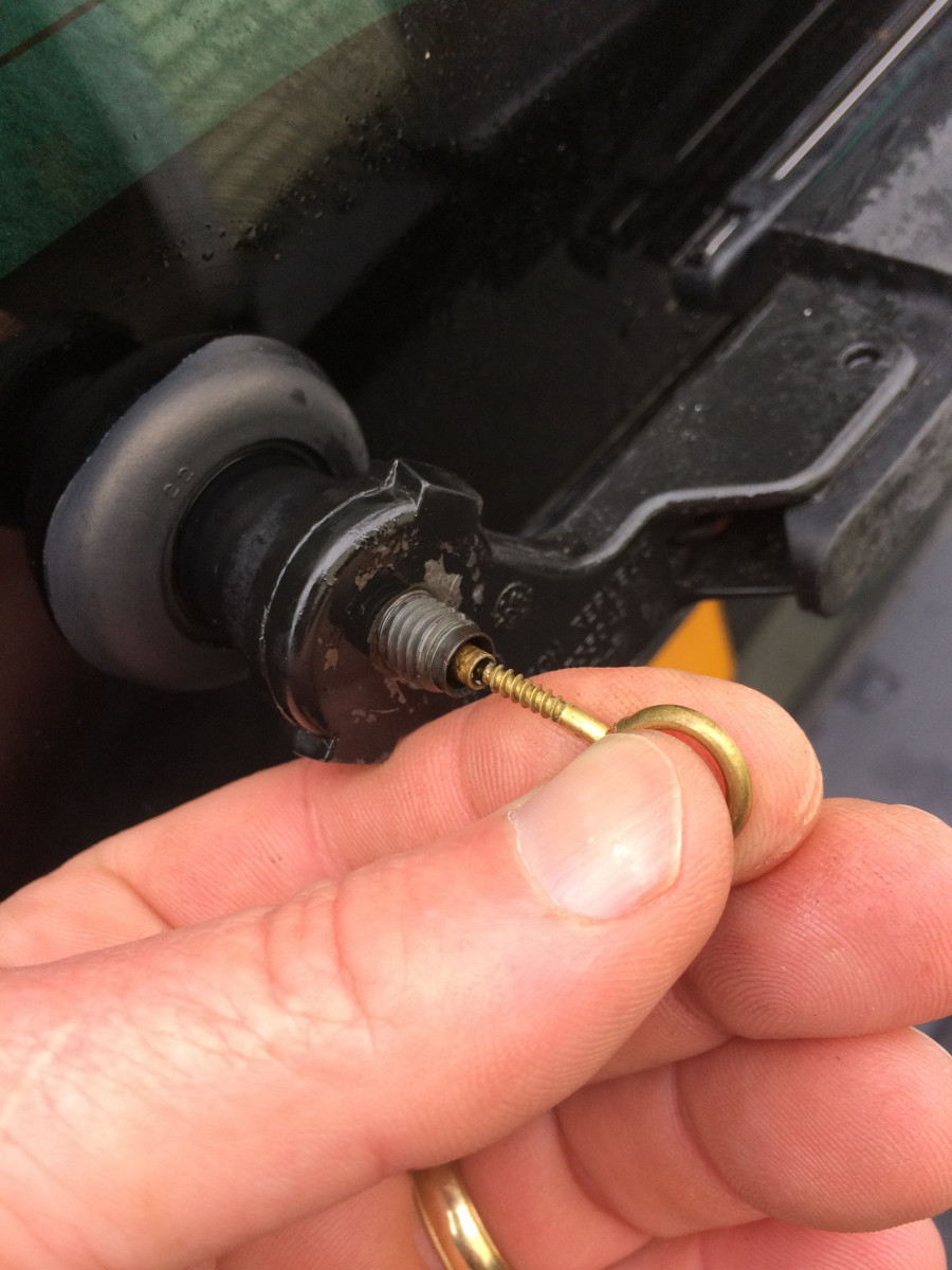 Removing broken nozzle shaft from tube