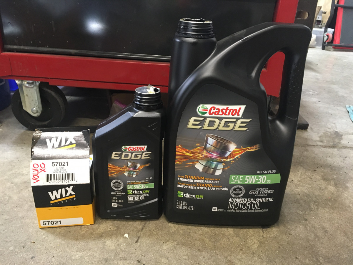 Oil 5-30 Castrol.JPG