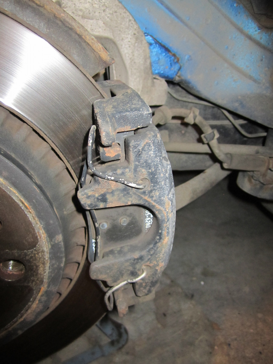 RHR Brake Pipe (4)