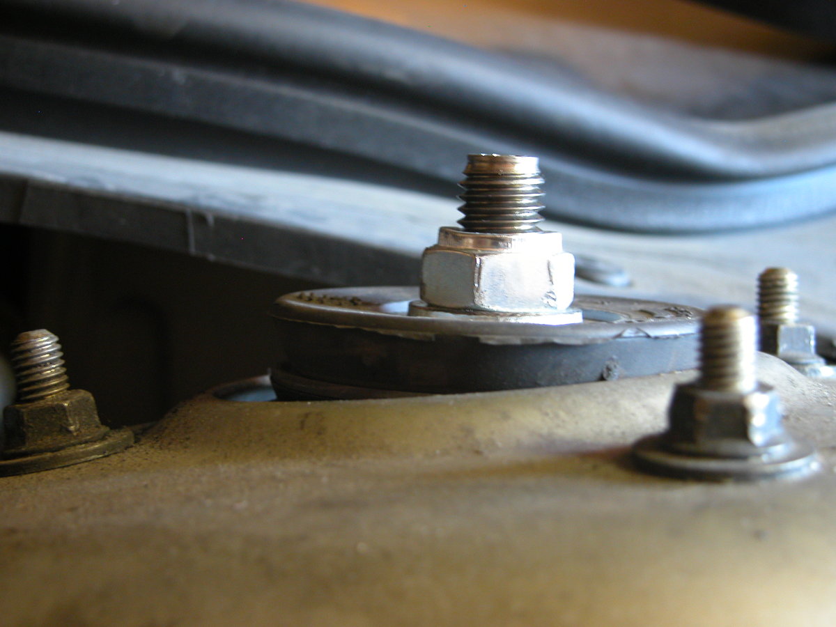 left (driver side) shock