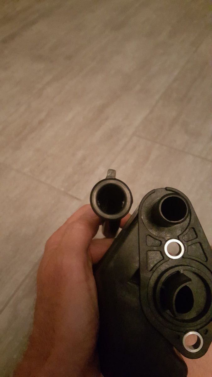 PCV HOSE TAB AND NOTCH