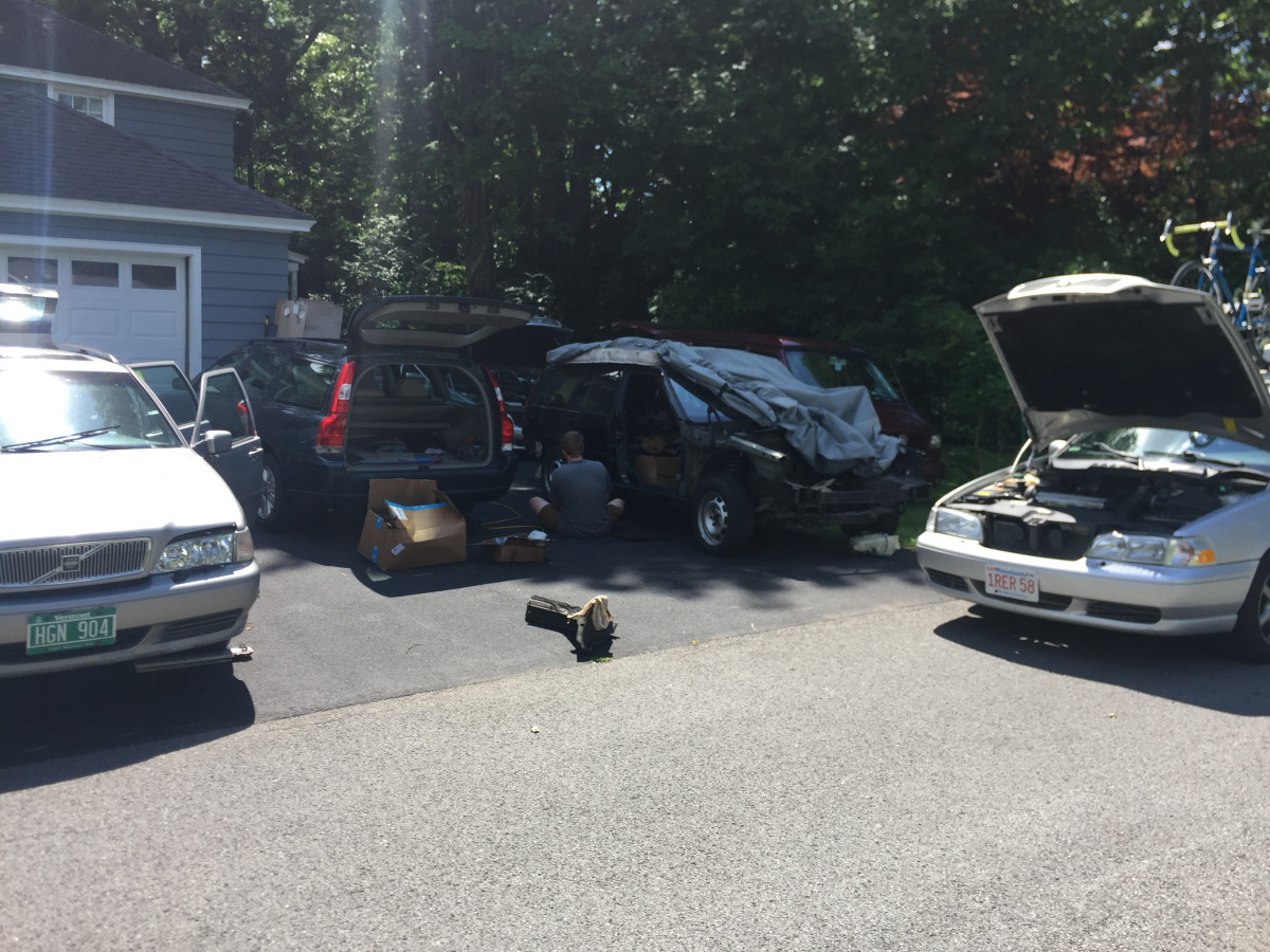 Maddy silver bullet98 , Catherine 05 , Clarke 98 , Ekaterina 99,the Nabber 99,  and Ludwig Van.  Elizabeth and Evita  were out on patrol.