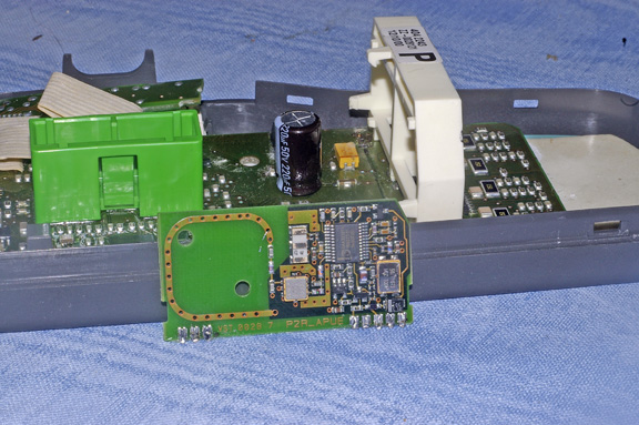 UEM receiver removed from main board.jpg
