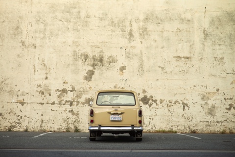 V 122 wagon rear.jpg