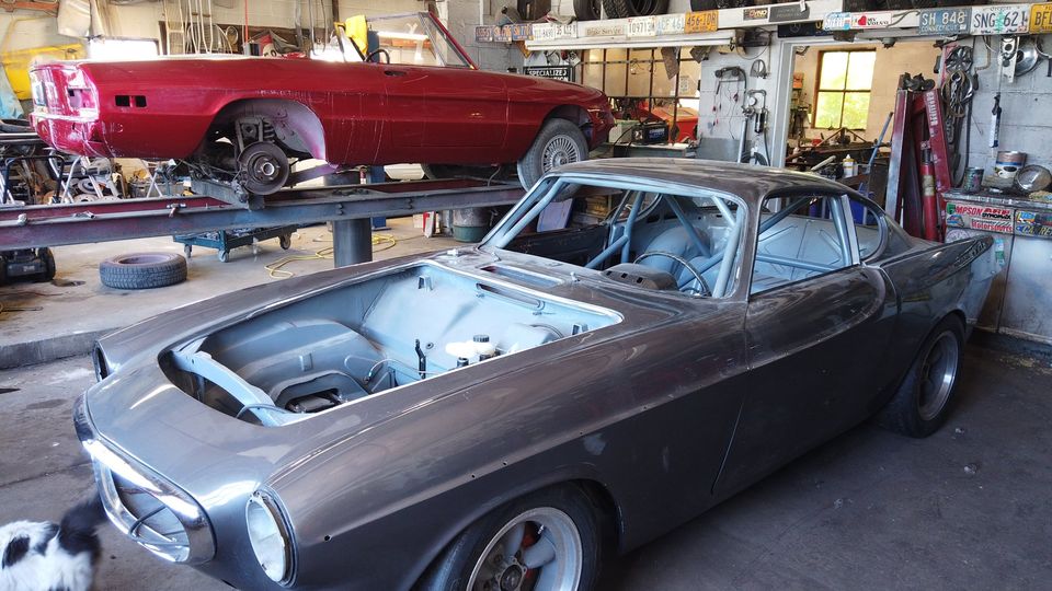 Volvo P1800 & Alfa.jpg