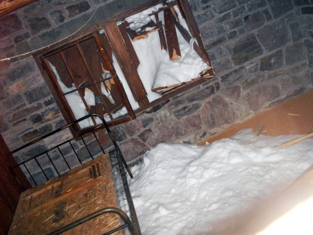 Sperry snow damage.jpg