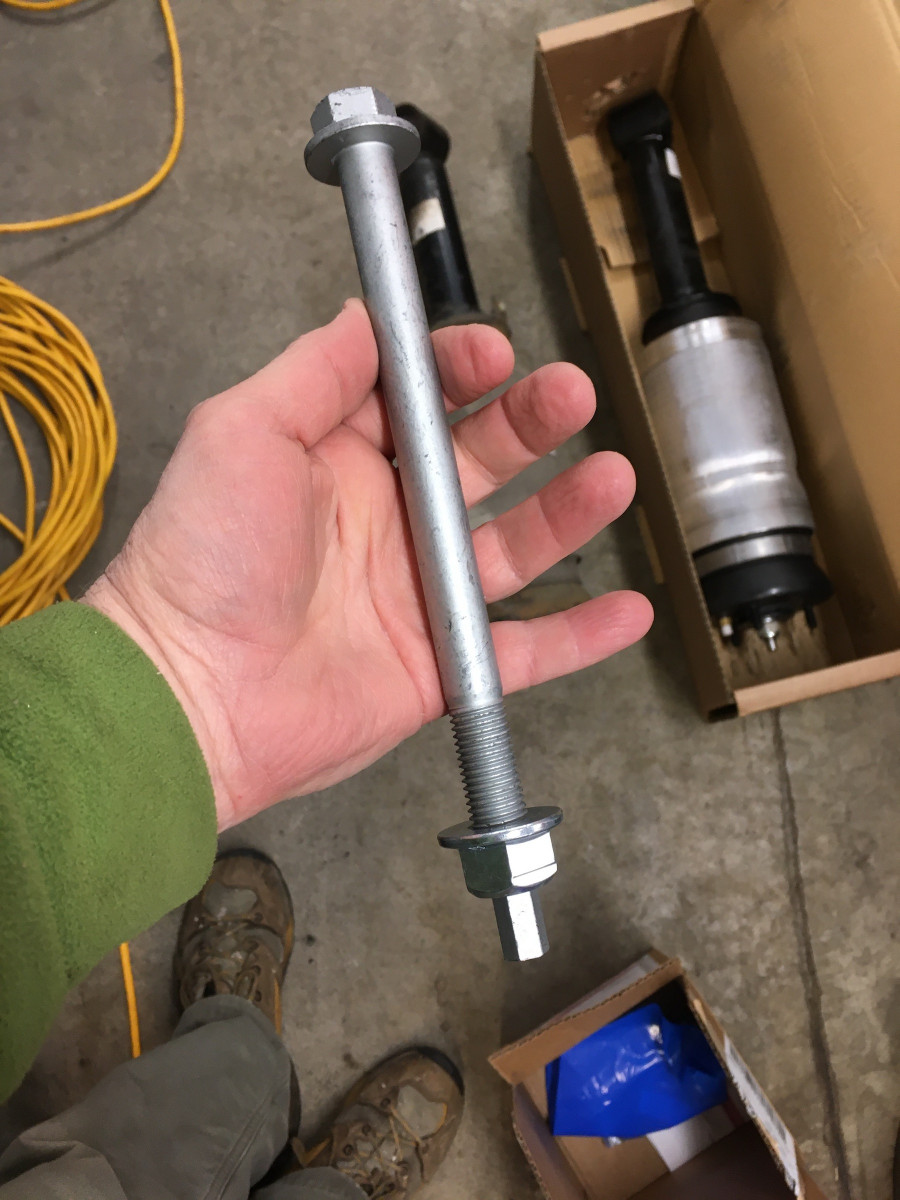 New bolt.JPG