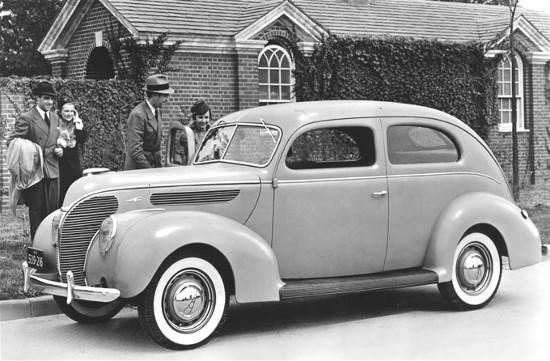 1938-Ford-Standard-2-Door-Sedan.jpg