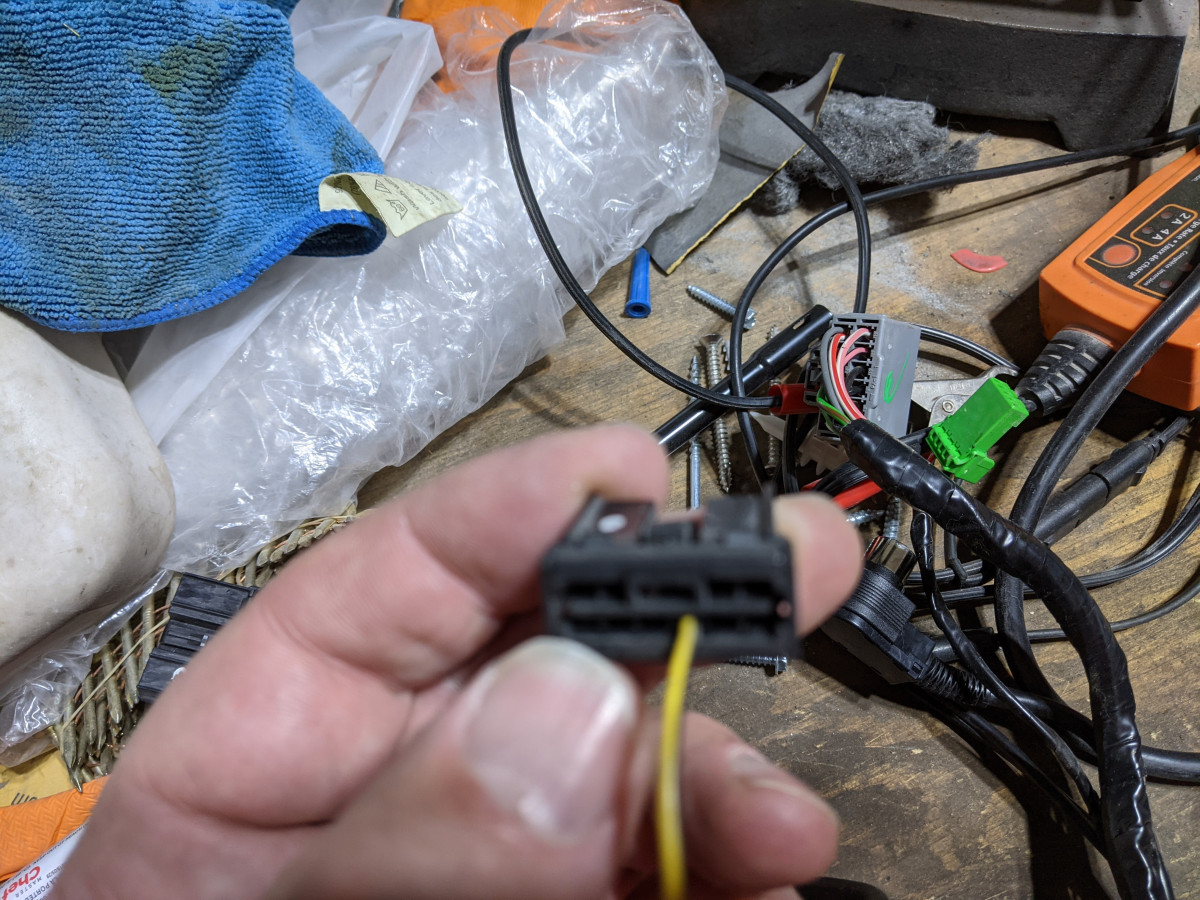 single yellow/black wire to connector