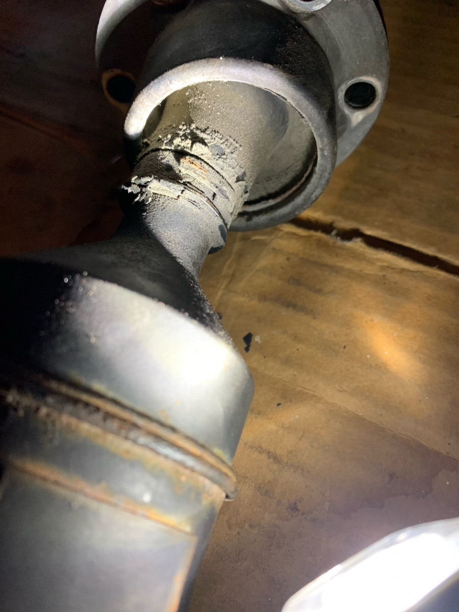 pic 9 prop shaft, rear CV