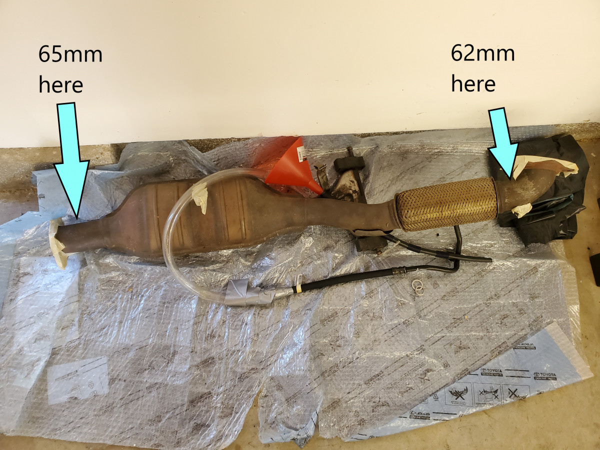 R downpipe with measurements.jpg