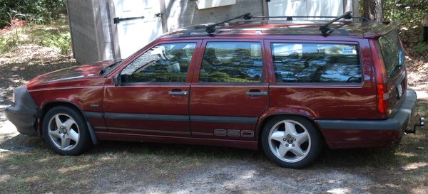 Volvo 850.jpg