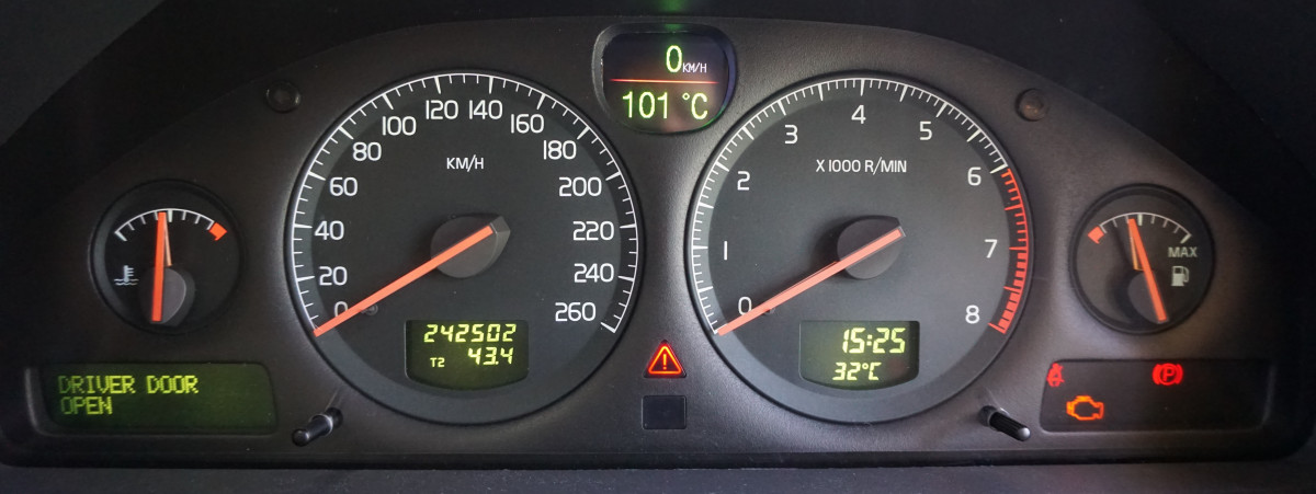 2001 xc70 cluster digital modification