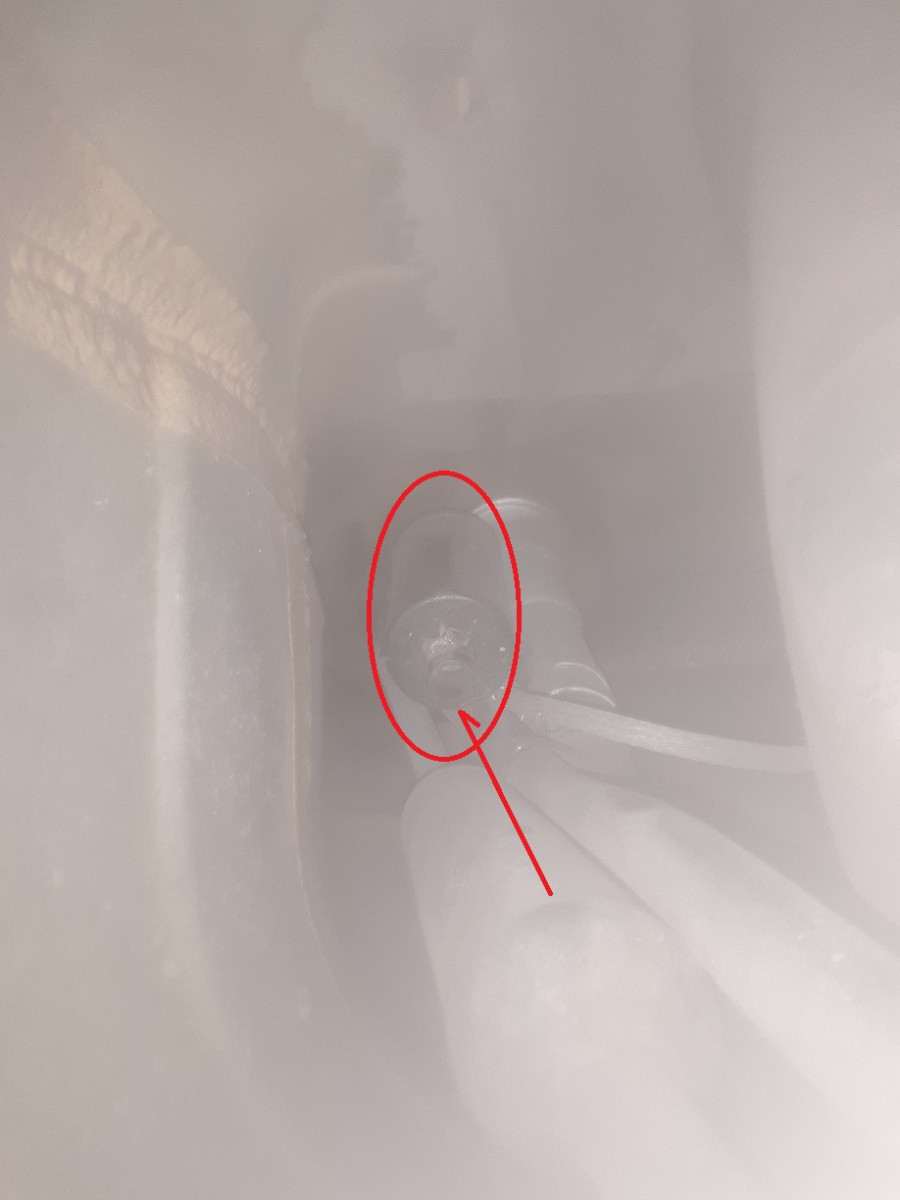 Smoke Leak Right Rear - Reduced Image Two Annotated.jpg