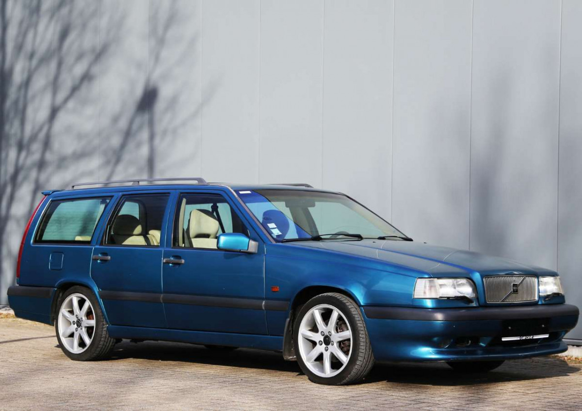 VOLVO-850-00.jpg