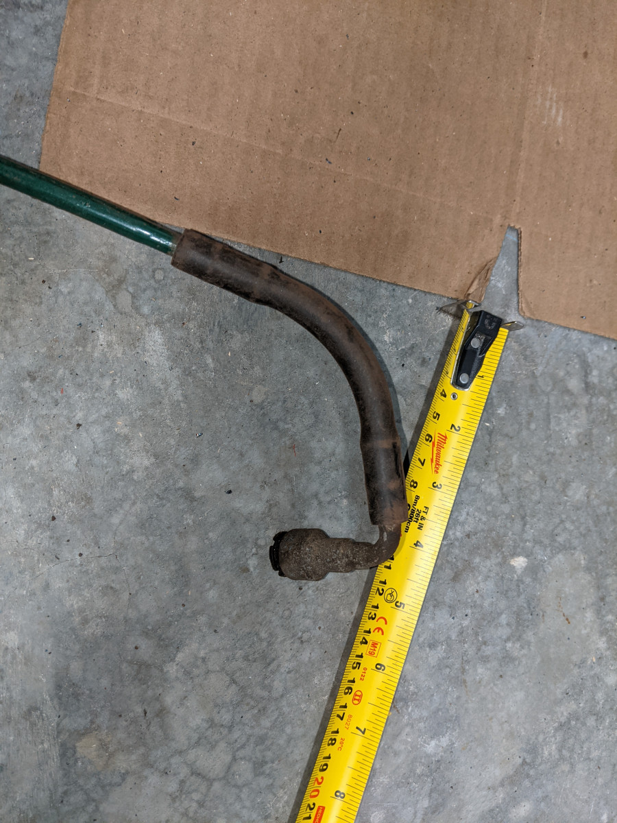 Connection to ejector on LHS on tank front