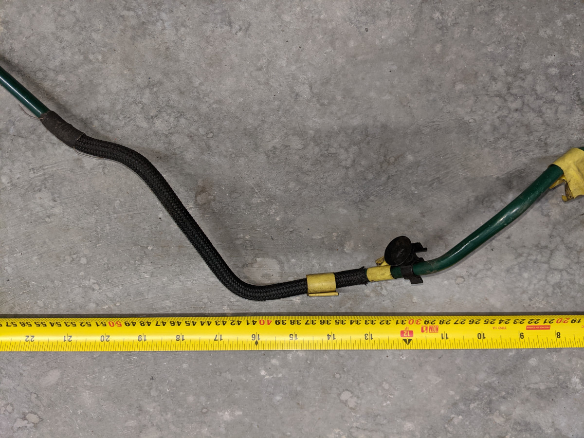 Center section of pipe to fuel filter