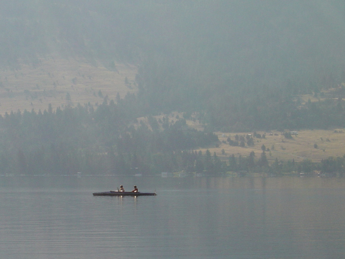 Kayak-smoke.jpg