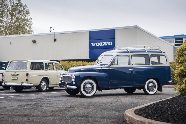 The-Volvo-Wagon-Armada-16.jpg