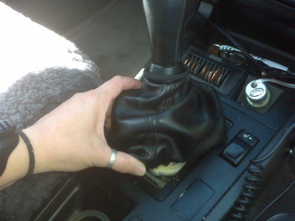 Volvo gearshift.jpg