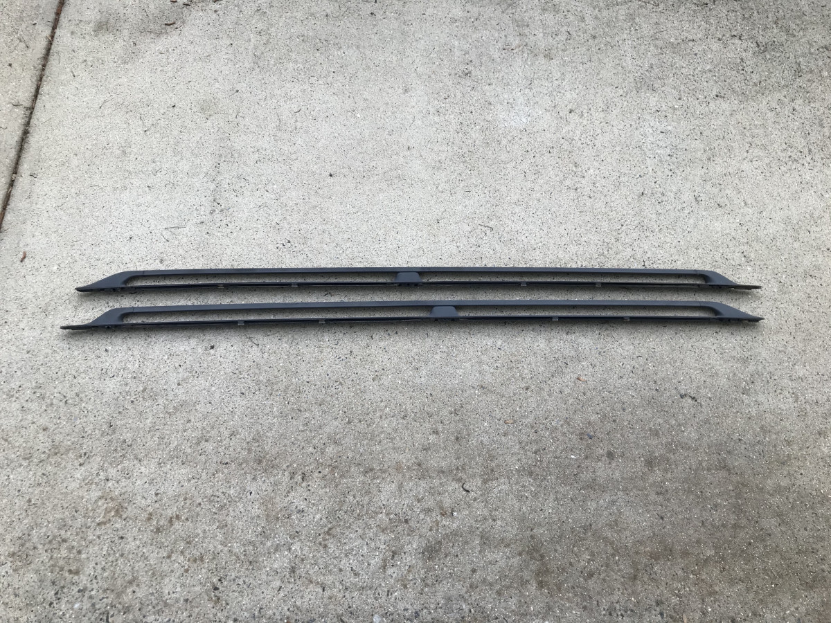 Volvo Load Bars.jpg