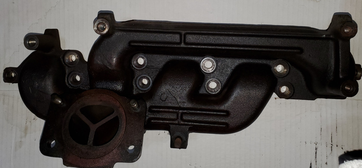 Emanifold turbo side.jpg