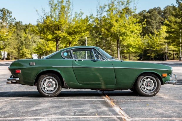 1970_volvo_p1800_1620625052f0318c385b13218fc1970_volvo_p1800_1619935108cfcd21889e3d9-ada5-4b54-8b7e-93b29d8363c1-tJF8Ab.jpg